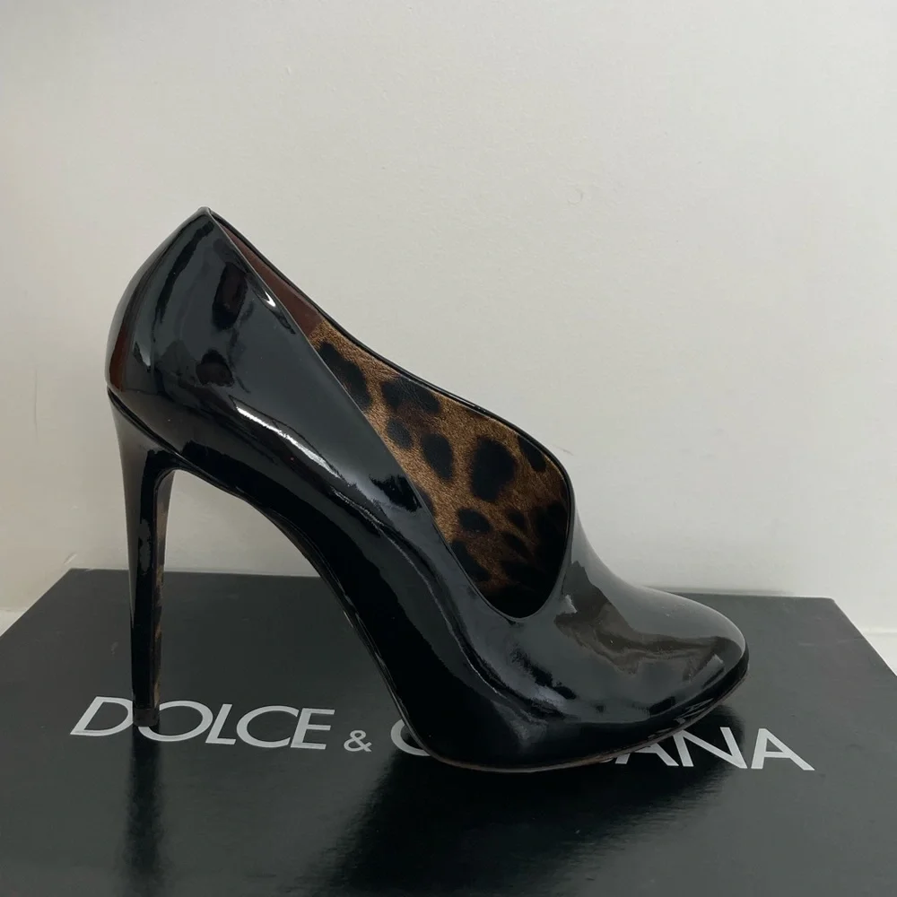 Dolce & Gabbana Heels - Picture 1 of 5